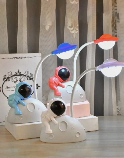 Astronaut LED Night Light